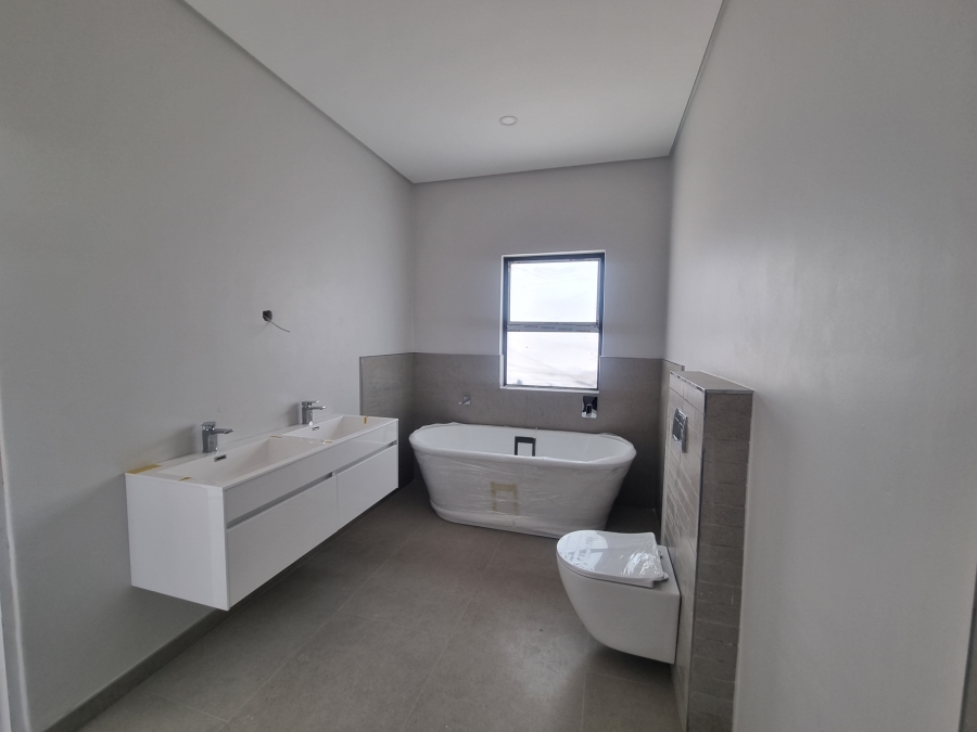 4 Bedroom Property for Sale in Sandown Western Cape